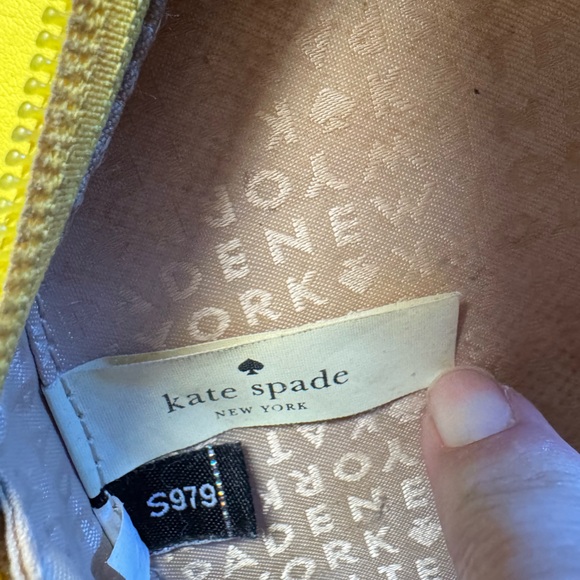 Kate Spade PINEAPPLE Leather Crossbody how Refreshing Yellow Purse Bag jeweled - Picture 9 of 10